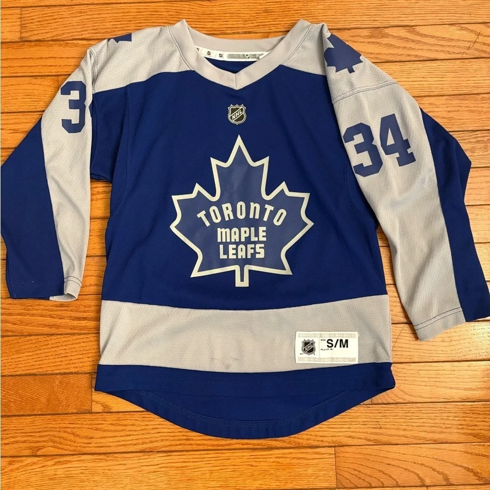 Special Edition Auston Matthews Toronto Maple Leafs Jersey youth size S/M - Picture 2 of 3